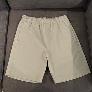 Oliver’s All Over Short Olive